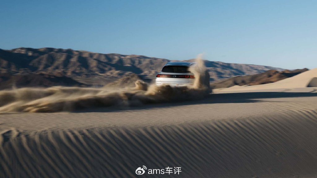竟然出現在這里?首試奔馳純電GLC,沙丘沖浪考驗軟件與性能表現