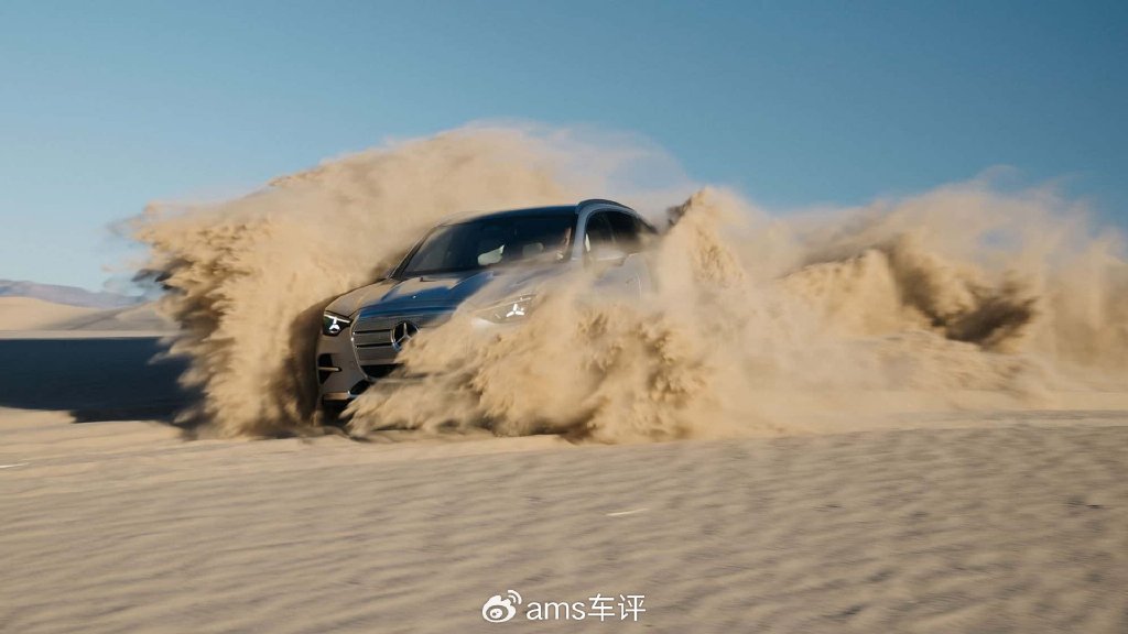 竟然出現在這里?首試奔馳純電GLC,沙丘沖浪考驗軟件與性能表現