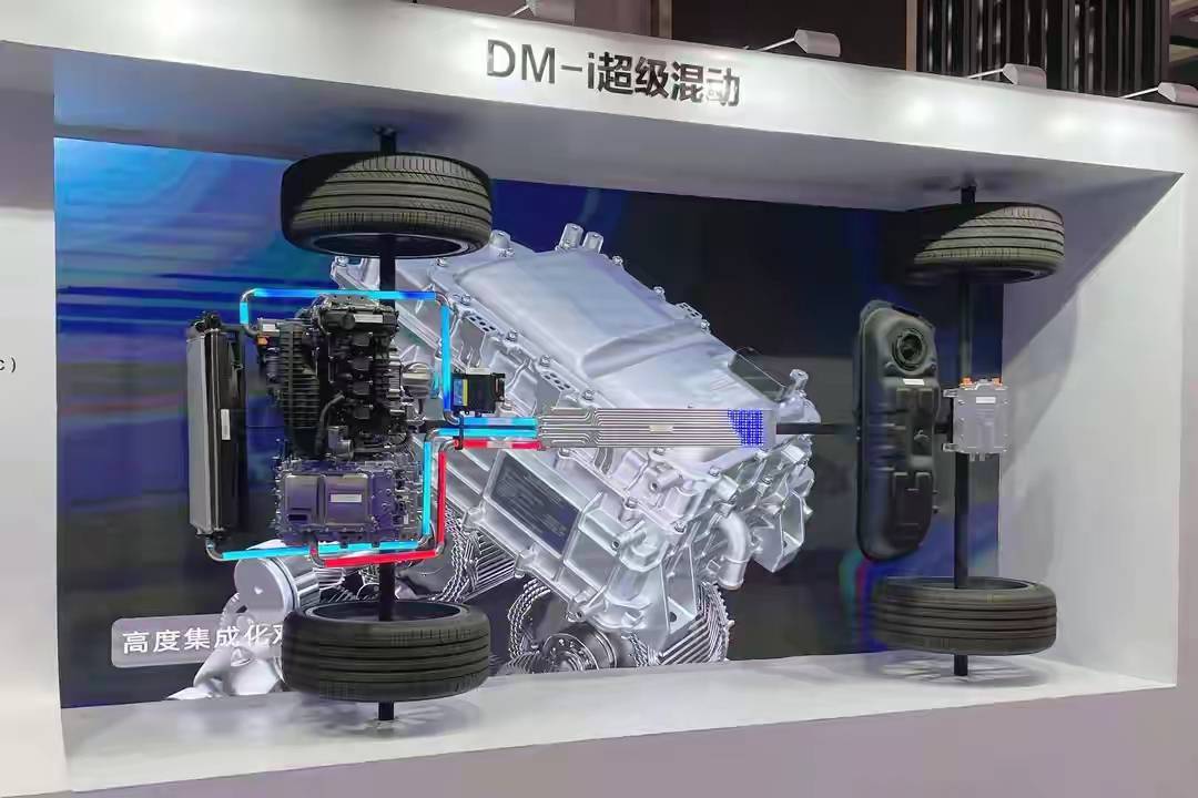 科普:開(kāi)了3年插混才知道,單擋DMI和多擋DHT開(kāi)起來(lái)的真正區(qū)別!